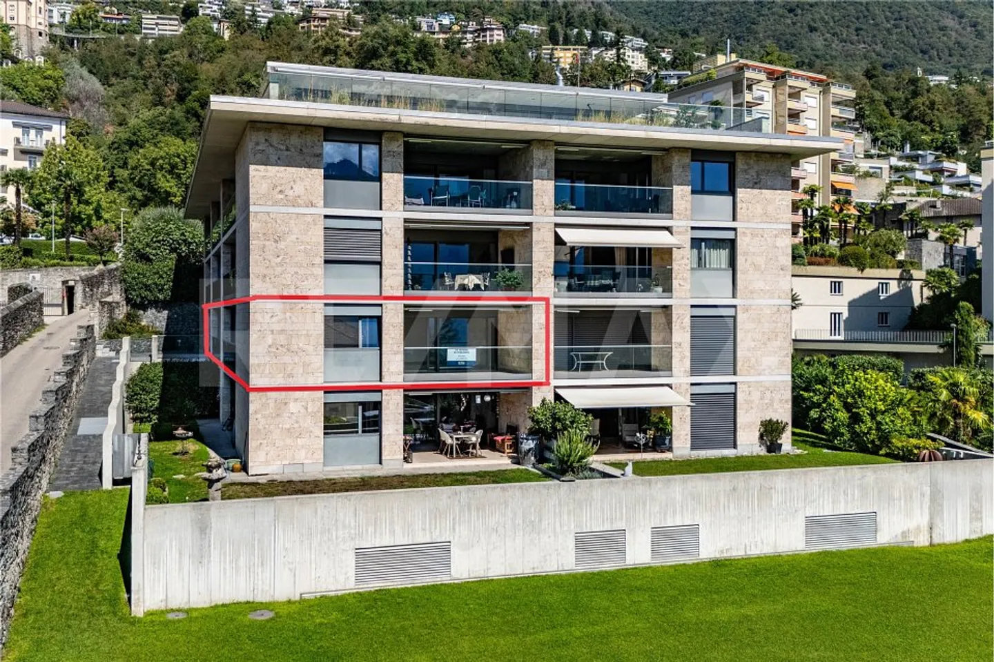 Appartamento Elegante con Vista Lago - Foto 3 di 4