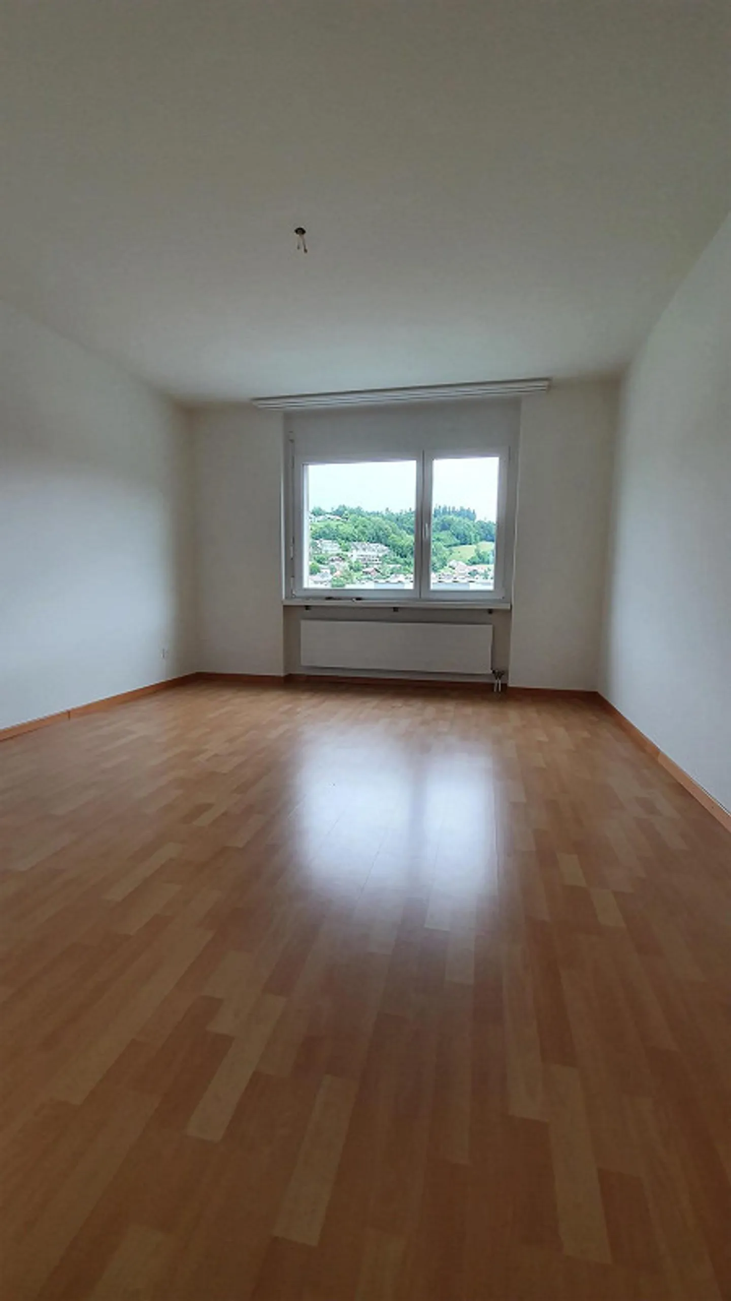 Gemütliche 3-Zimmerwohnung mit Aussicht - Foto 3 von 9