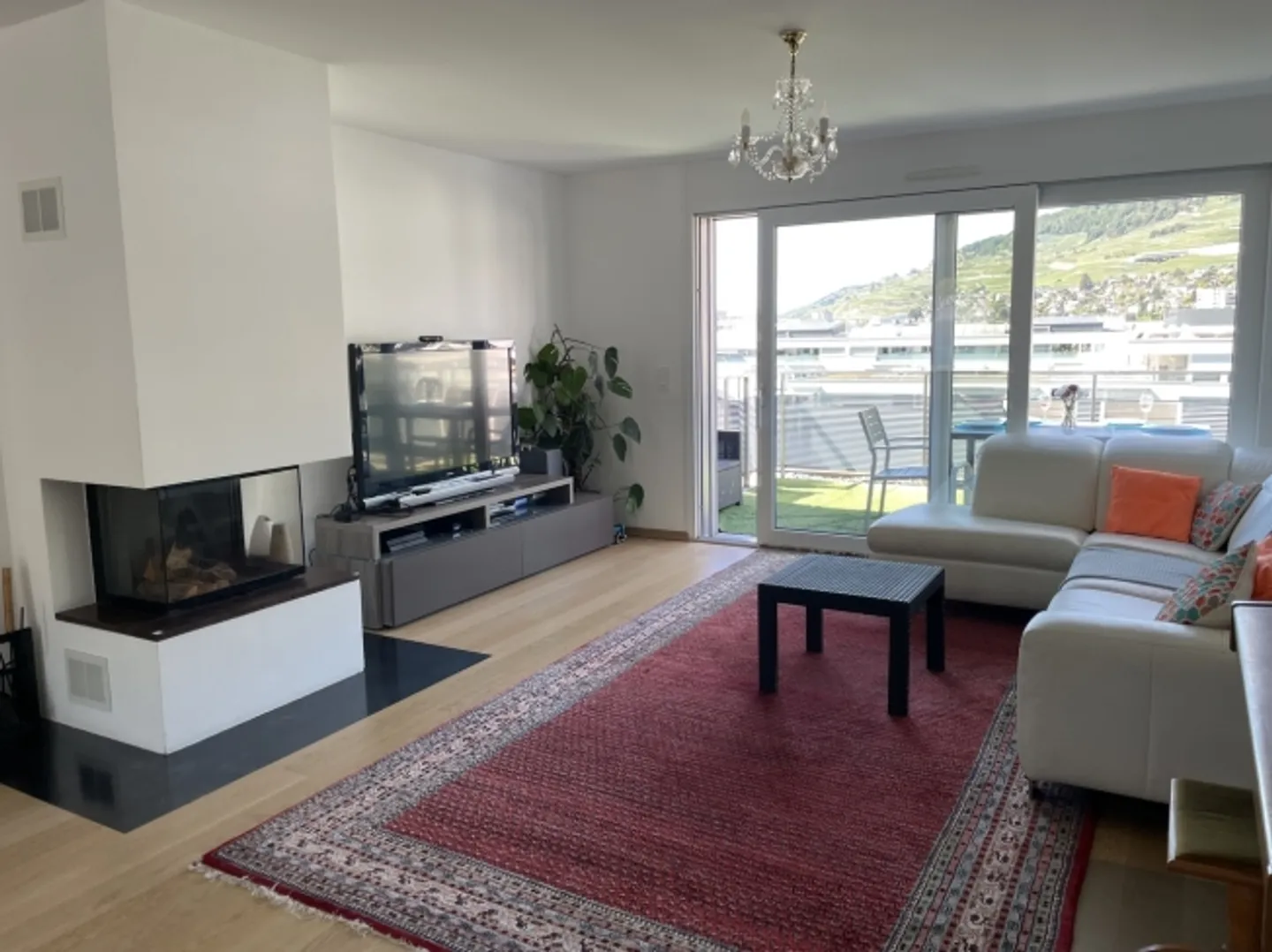 Apartment for rent - Photo 1 of 10