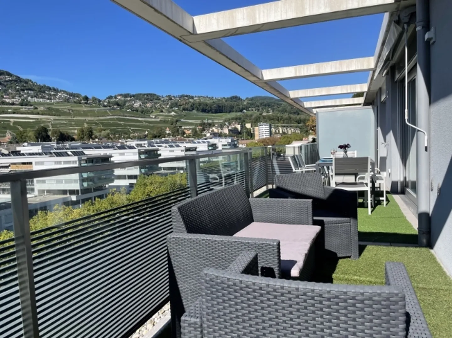 Apartment for rent - Photo 3 of 10