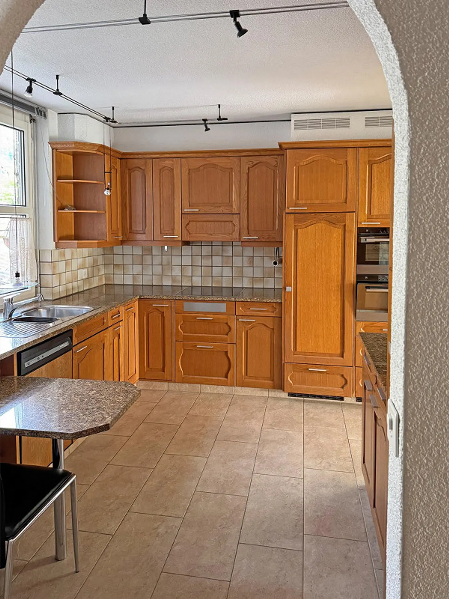 Charmantes Einfamilienhaus in ruhiger Lage - Foto 4 von 10