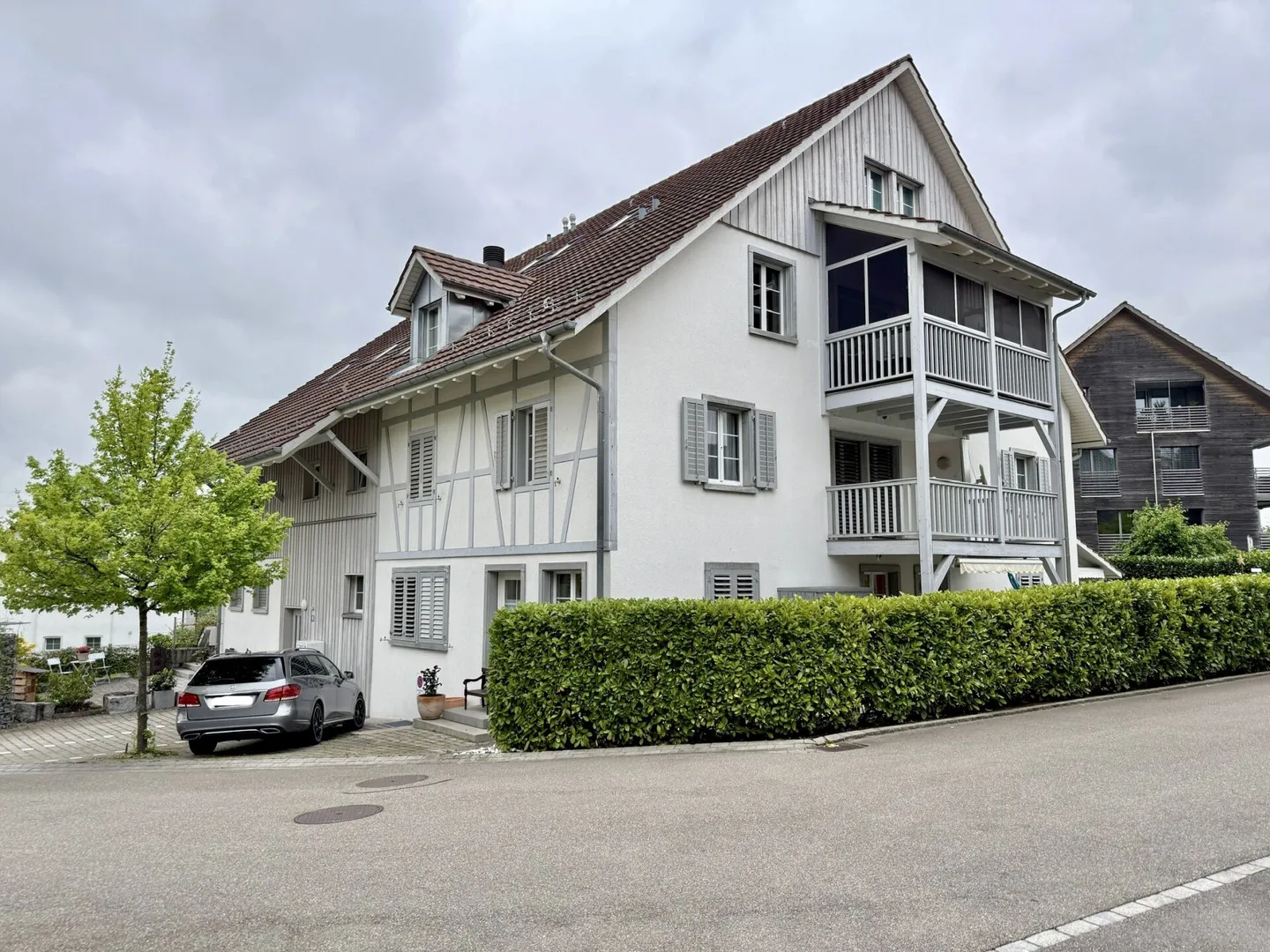 Vivere con stile a Rümlang! Maisonette luminosa con charme - Foto 10 di 11