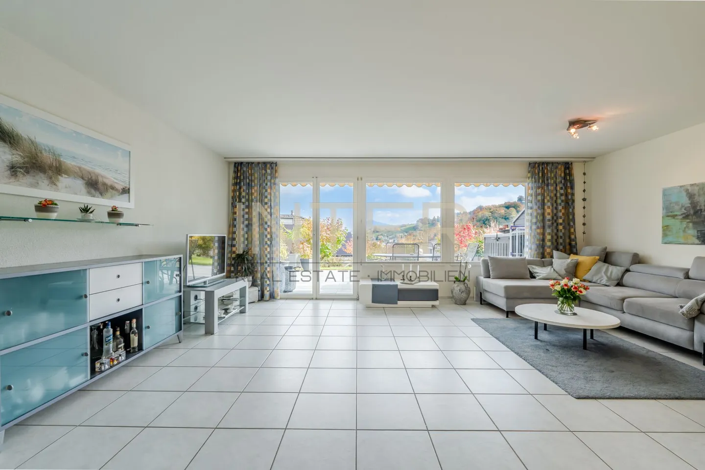 Sunny hillside location with a view of greenery - 5.5-room semi-detached house - Photo 6 of 20