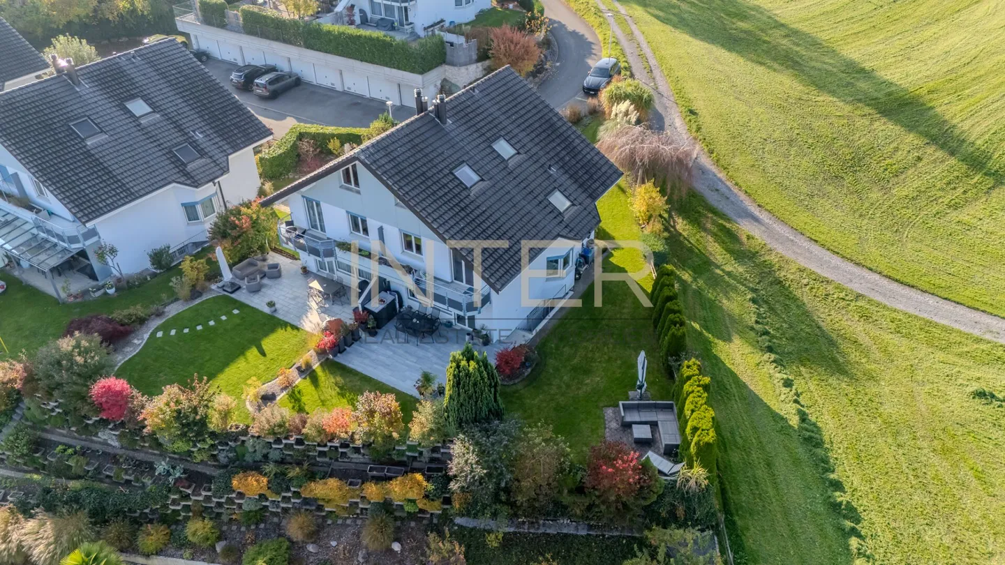 Sunny hillside location with a view of greenery - 5.5-room semi-detached house - Photo 19 of 20