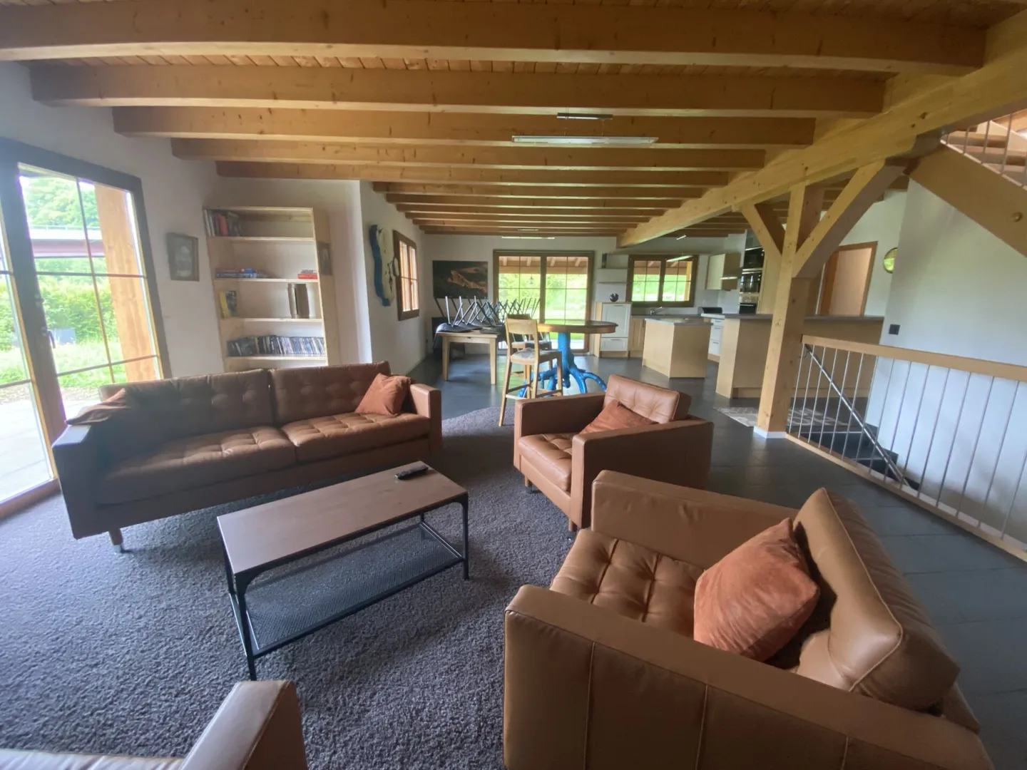 High-end shared accommodation in a detached house with garden and pool - Photo 8 of 19