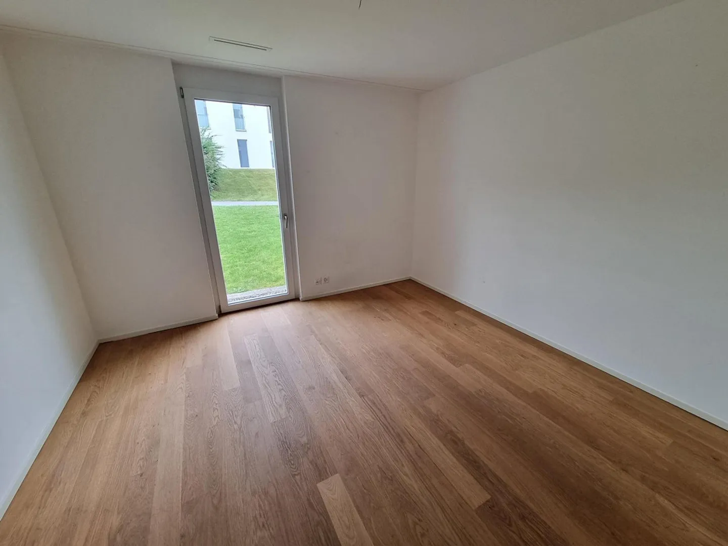 Appartamento moderno di 3,5 stanze al piano terra - Foto 8 di 10