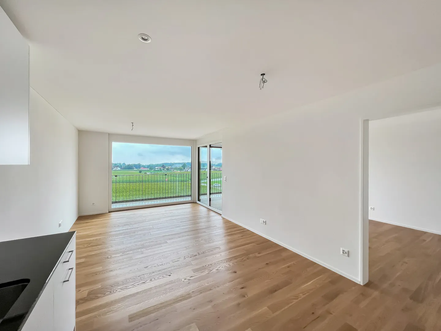 Appartement moderne avec balcon - Photo 4 sur 6