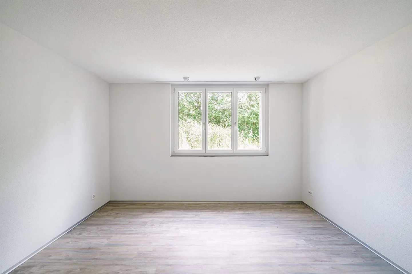 2.5-Zimmerwohnung mit Gartensitzplatz und Miele-Geräten - Foto 5 von 6