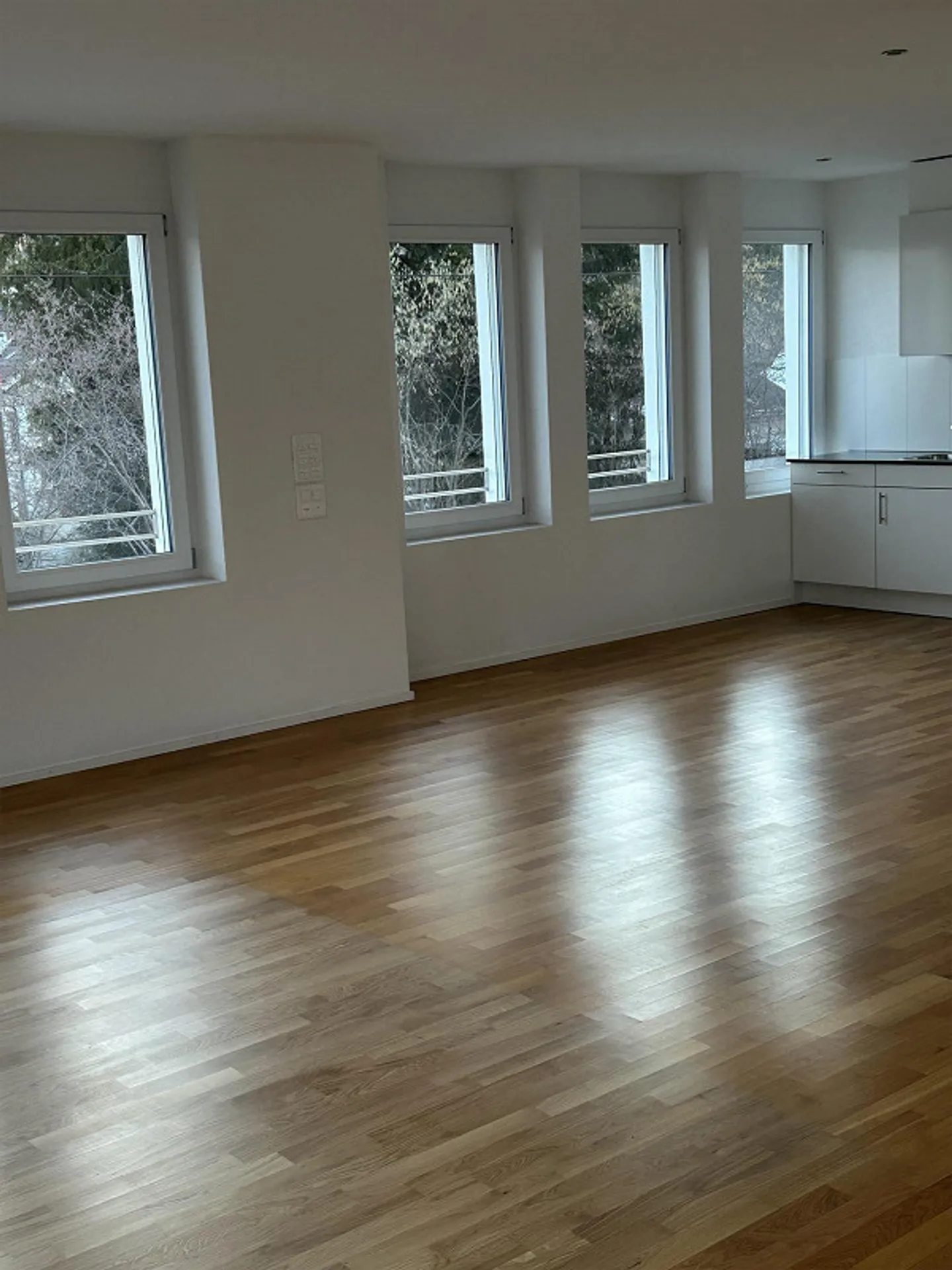 Appartement moderne de 2,5 pièces avec balcon - Photo 5 sur 9