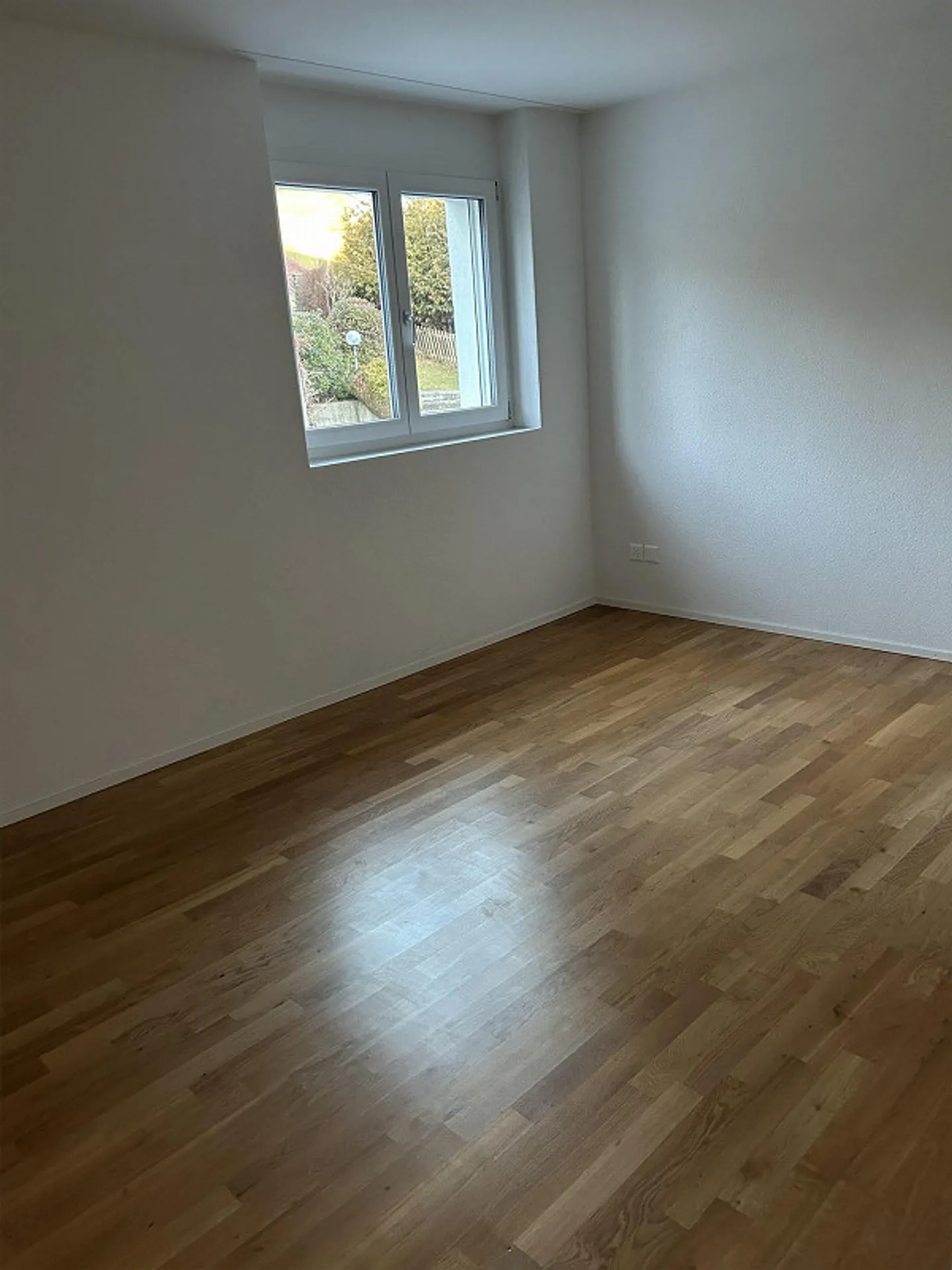Appartement moderne de 2,5 pièces avec balcon - Photo 7 sur 9