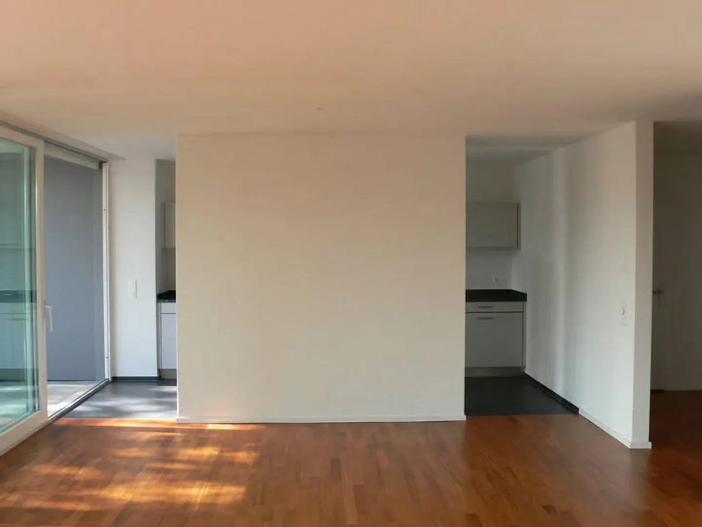 Appartement moderne de 4,5 pièces à Dübendorf - Parfait pour les familles ! - Photo 9 sur 10