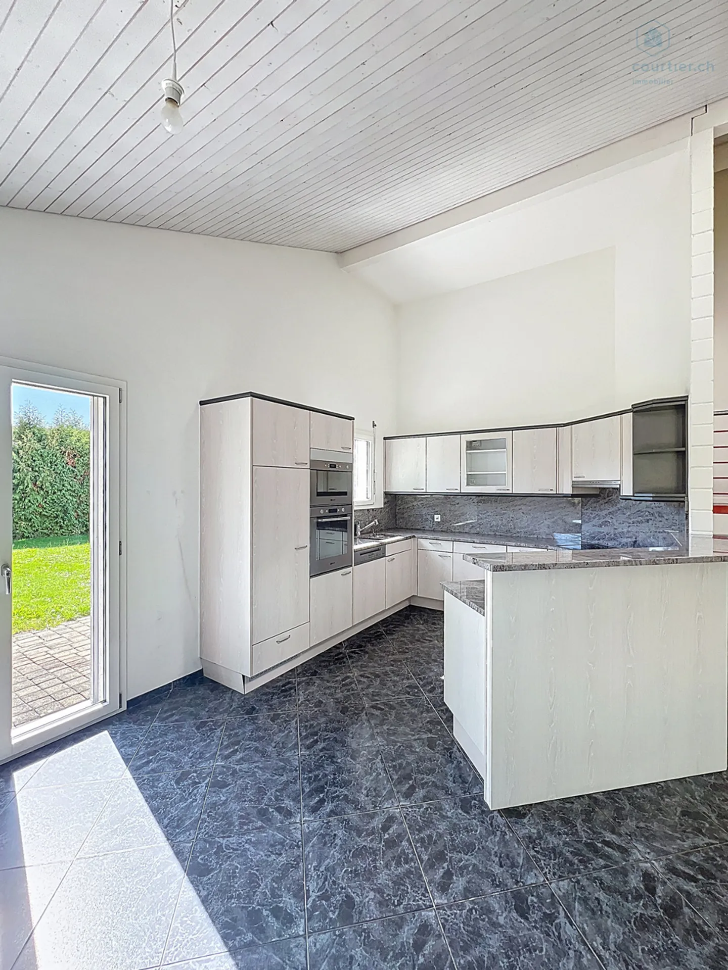 Maison individuelle à vendre - Photo 8 sur 17