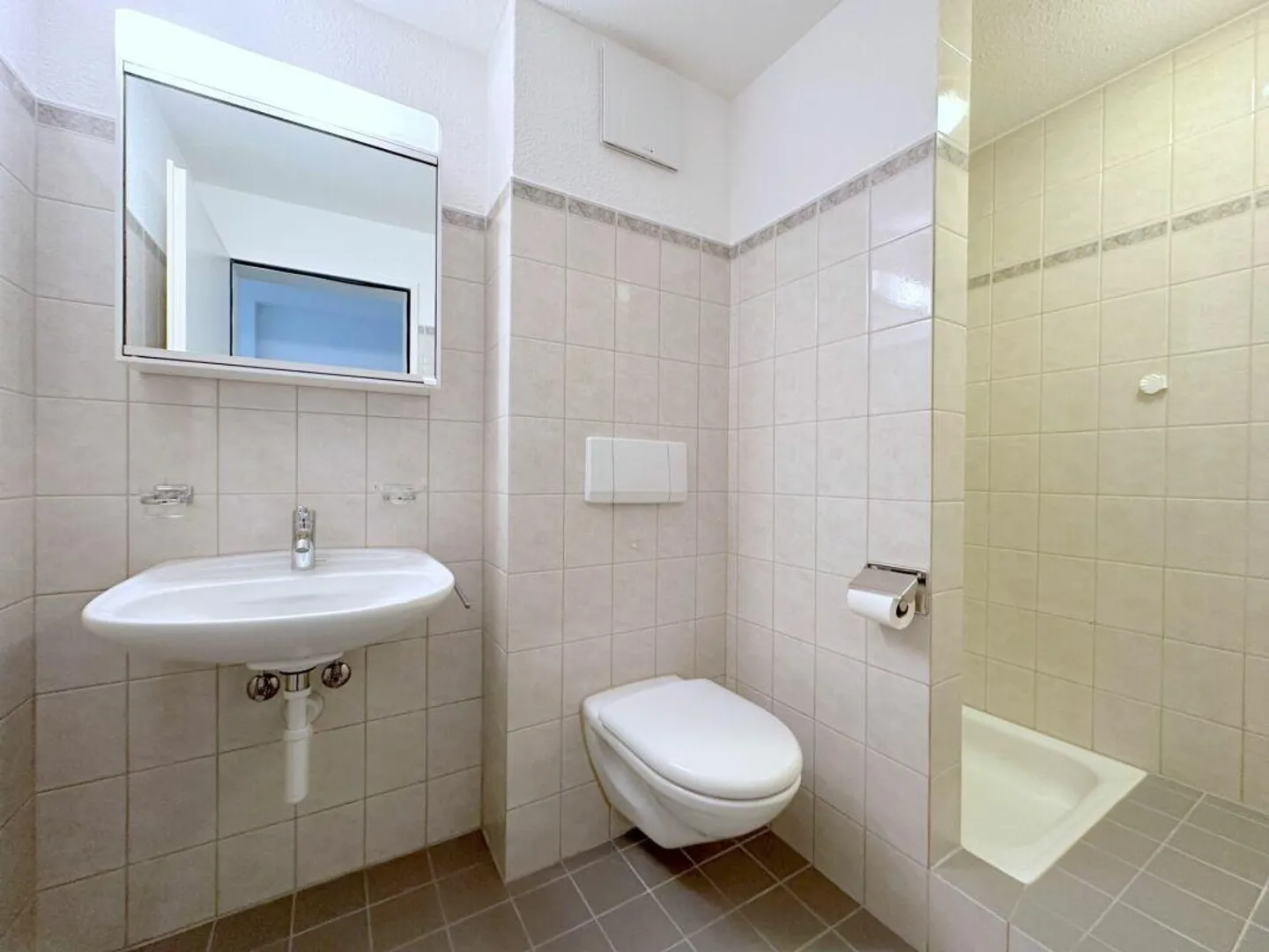 Appartement de 4,5 pièces avec vue sur le lac - Photo 6 sur 9