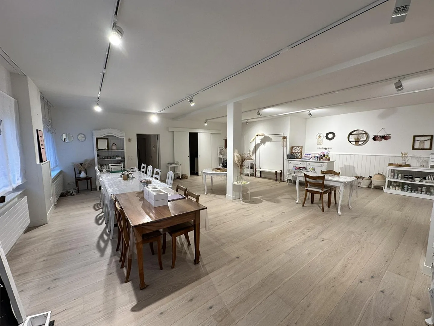 Retail/Practice Space Directly on the Street - Photo 5 of 9