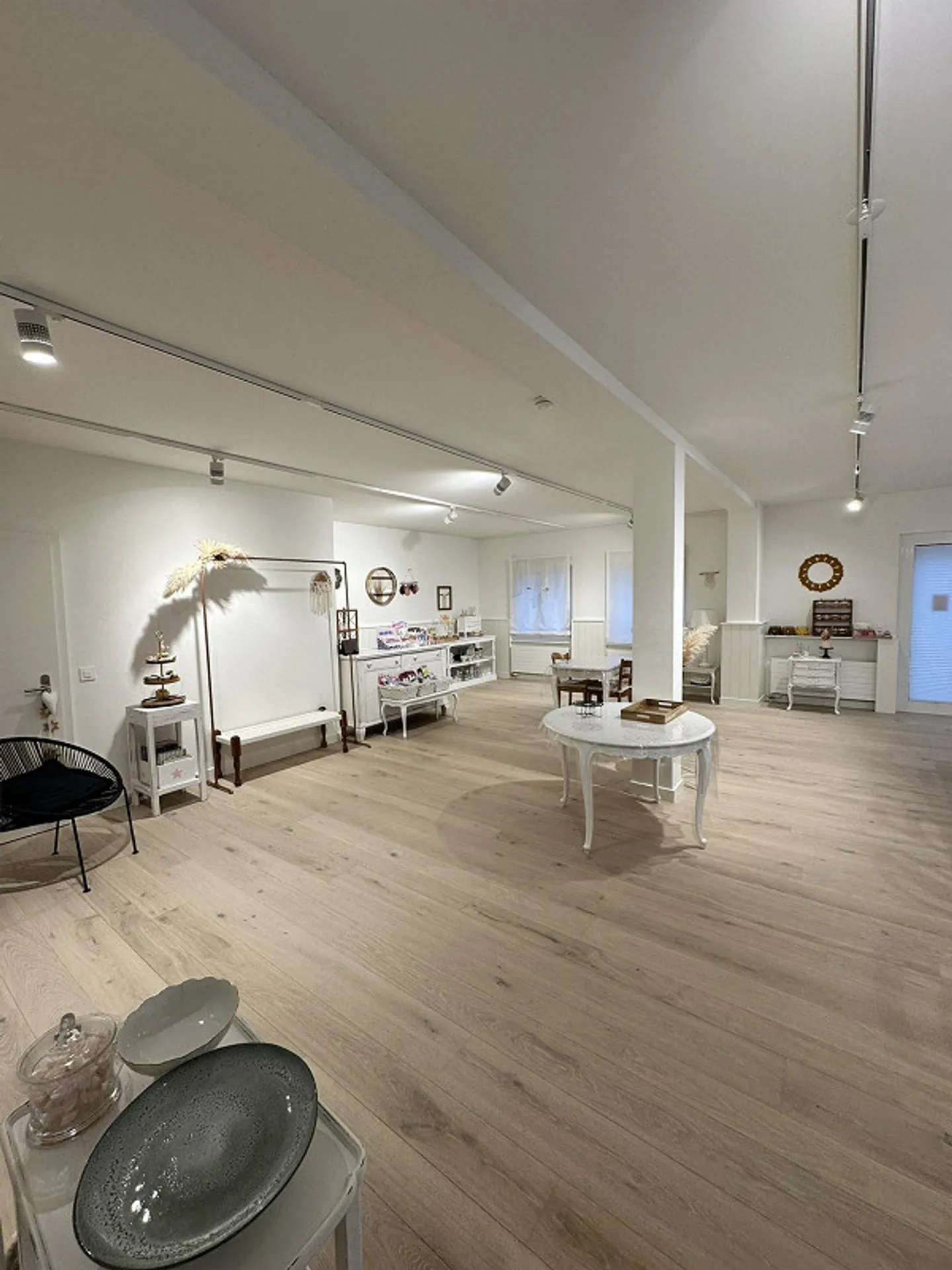 Retail/Practice Space Directly on the Street - Photo 2 of 9