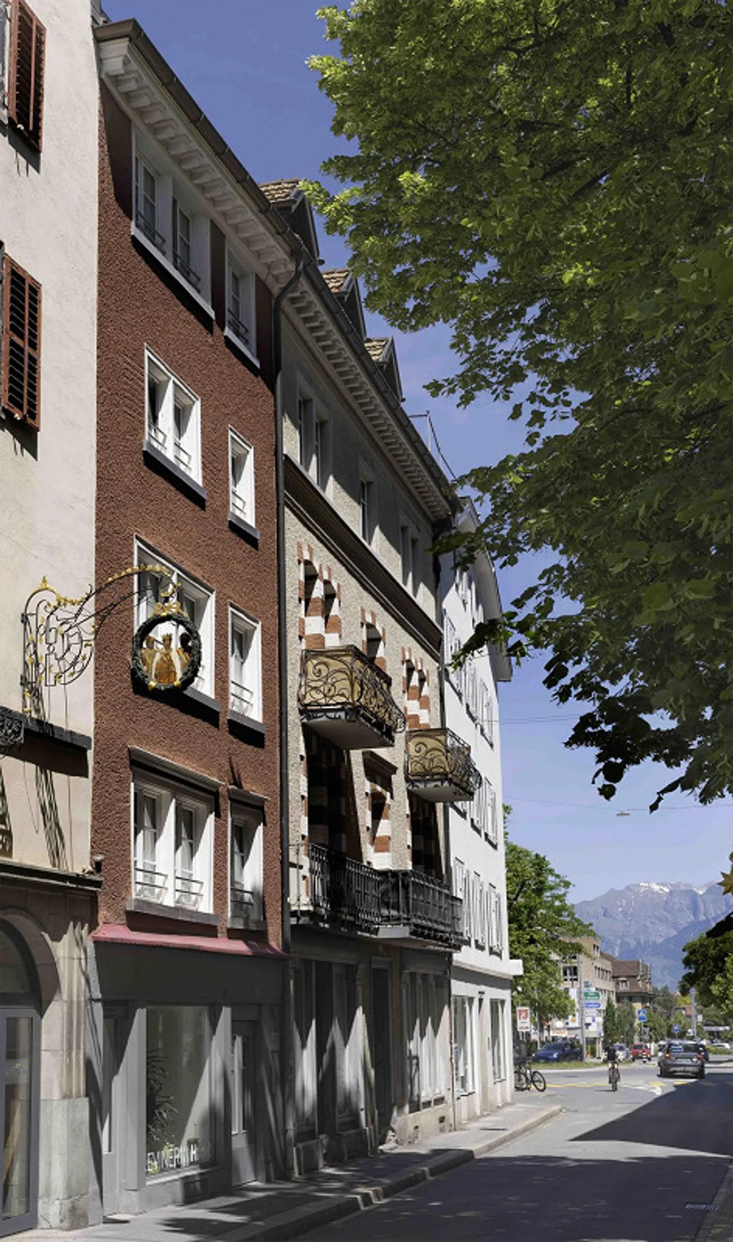 Charmante Wohnung mit Bergblick - Foto 1 von 8