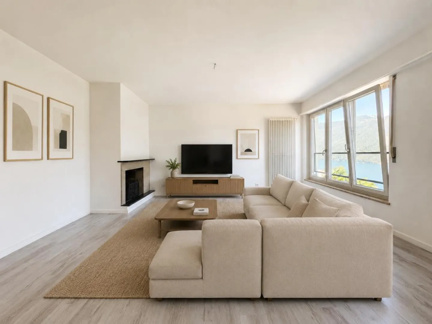 Reihenhaus mit außergewöhnlichem Blick - Foto 1 von 6