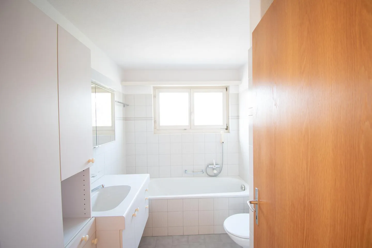 Stilvoll sanierte 3.5-Zimmer-Wohnung an zentraler Lage in Kreuzlingen - Foto 7 di 9