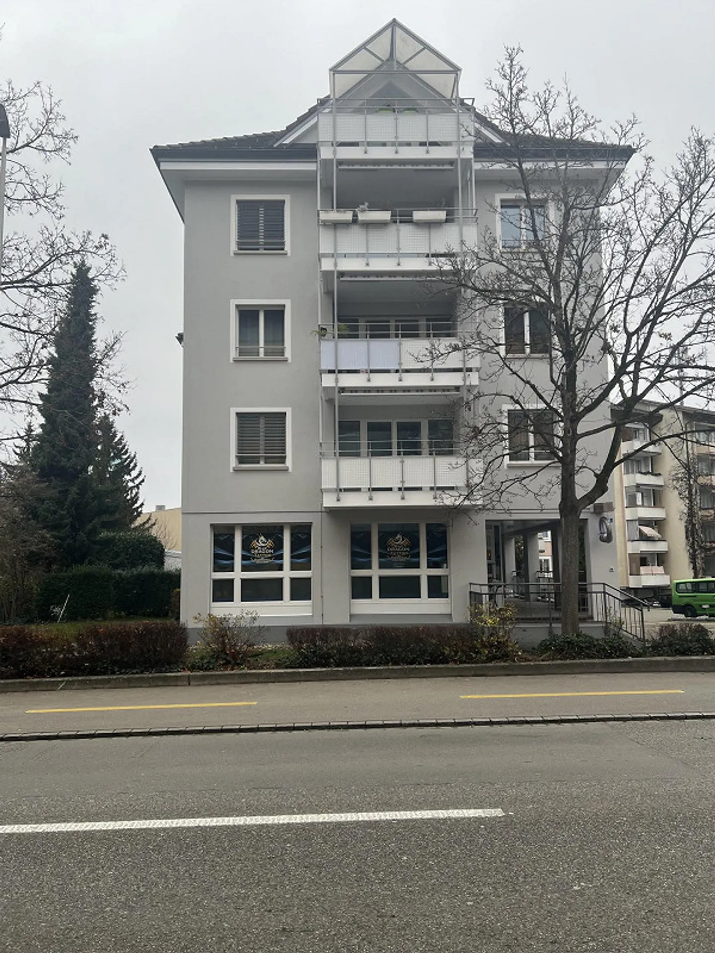 Stilvoll sanierte 3.5-Zimmer-Wohnung an zentraler Lage in Kreuzlingen - Foto 9 di 9