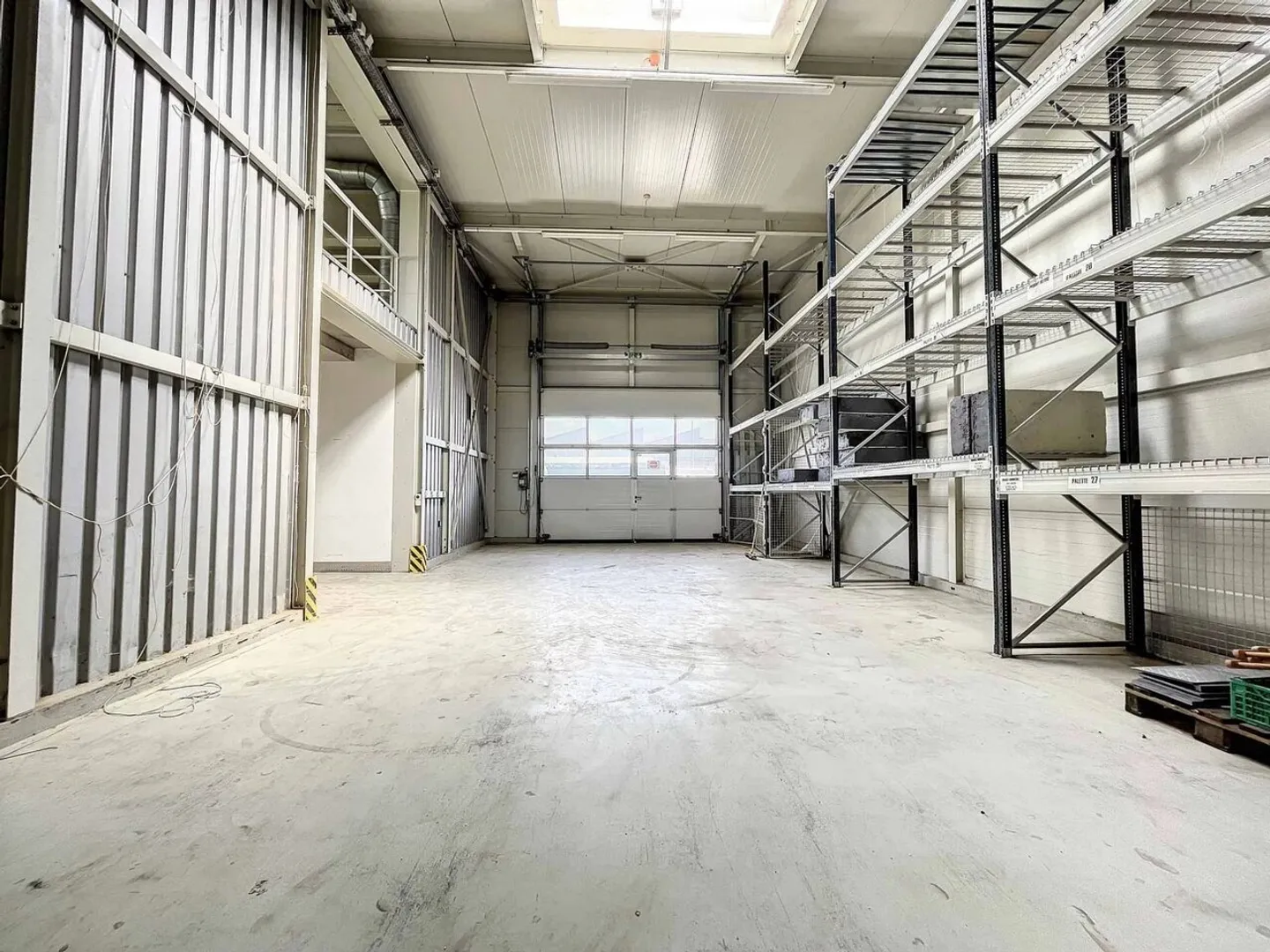 Gemischt genutztes Gebäude von 1.400 m2 zu vermieten - Foto 13 von 13