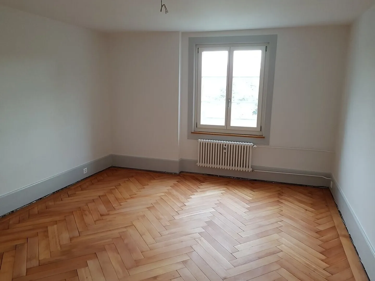 Appartamento luminoso 3.5 locali - Foto 3 di 7
