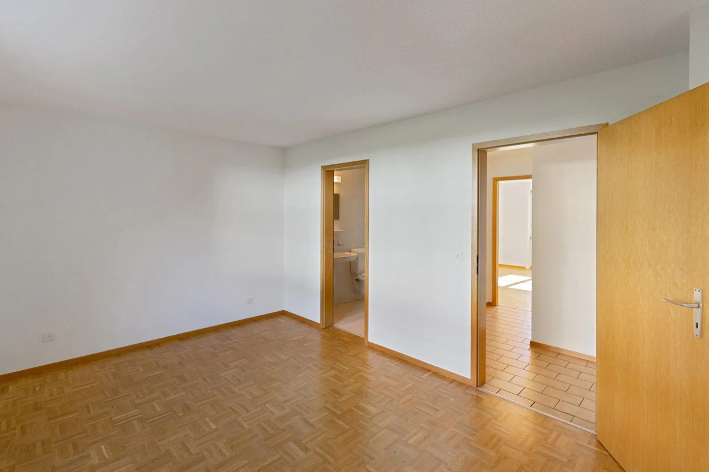 Bel Appartement dans un Quartier Calme - Photo 5 sur 6