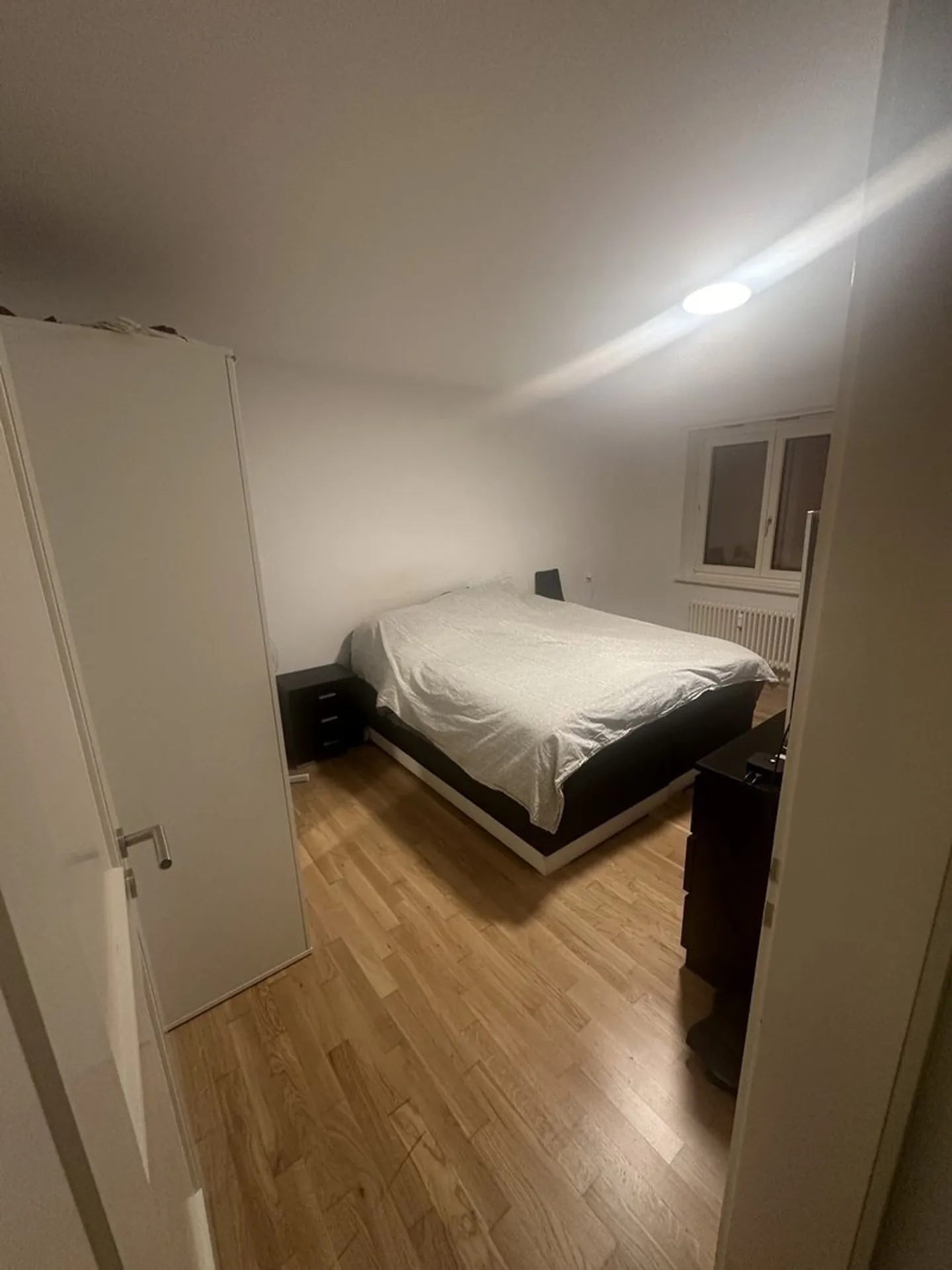 Apartment for rent - Photo 3 of 5