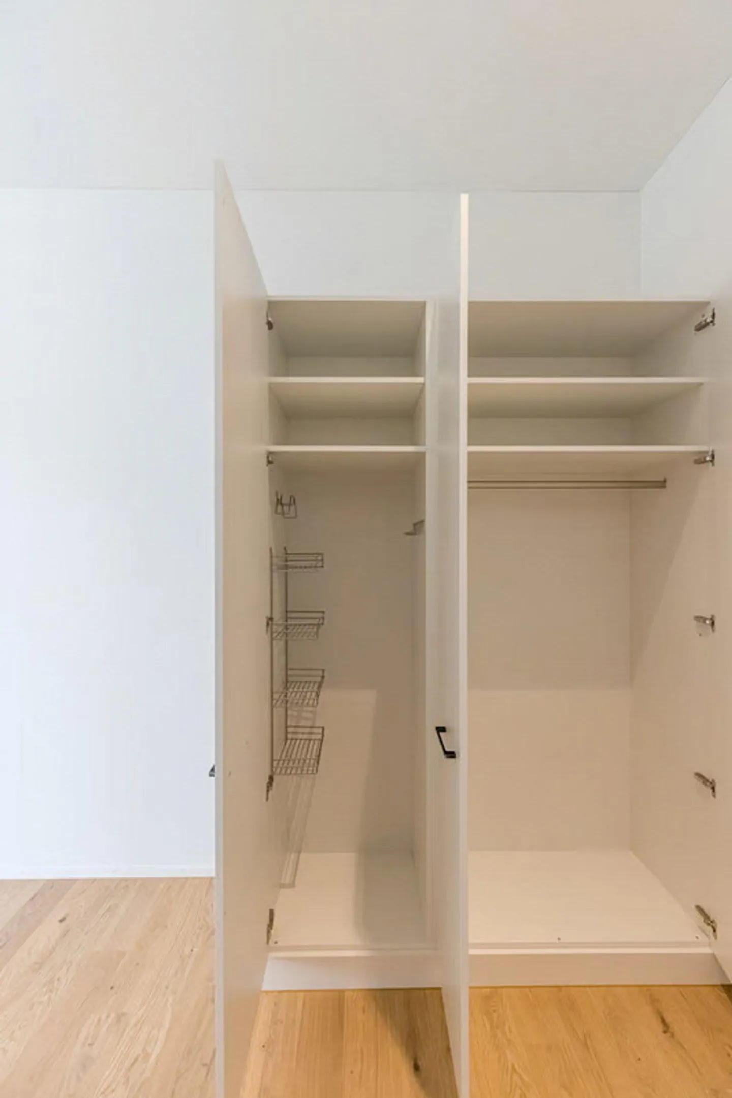 Deuxième occupation avec technologie de bâtiment à la pointe - appartement de 2,5 pièces - Photo 2 sur 12