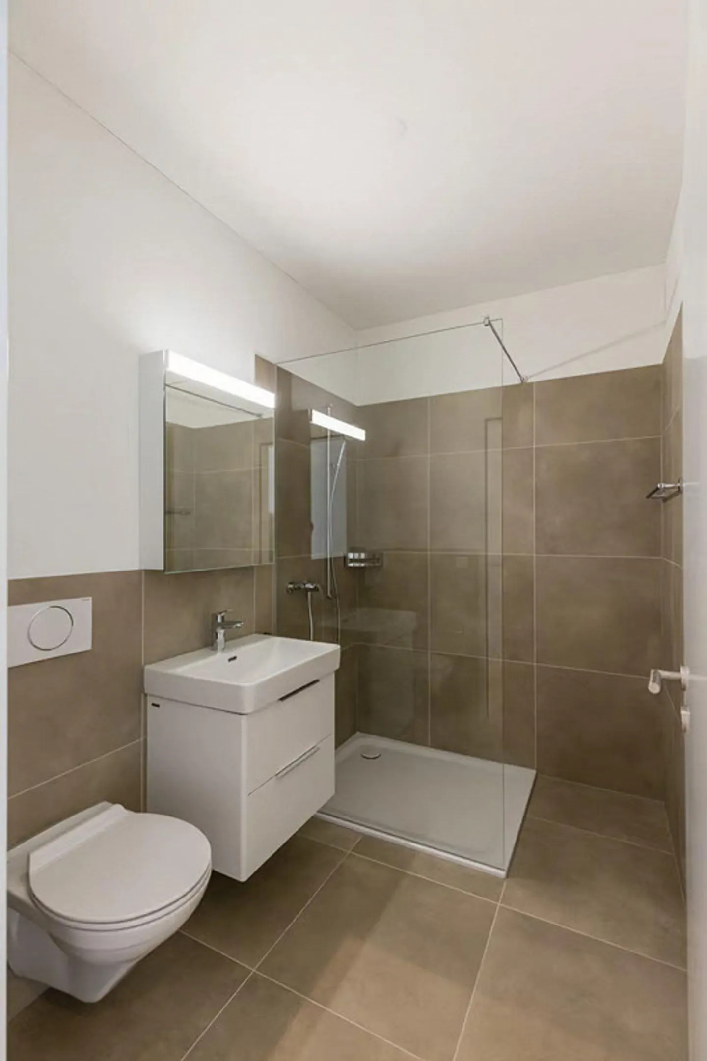 Deuxième occupation avec technologie de bâtiment à la pointe - appartement de 2,5 pièces - Photo 4 sur 12