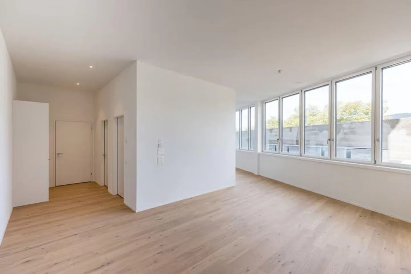 Deuxième occupation avec technologie de bâtiment à la pointe - appartement de 2,5 pièces - Photo 10 sur 12