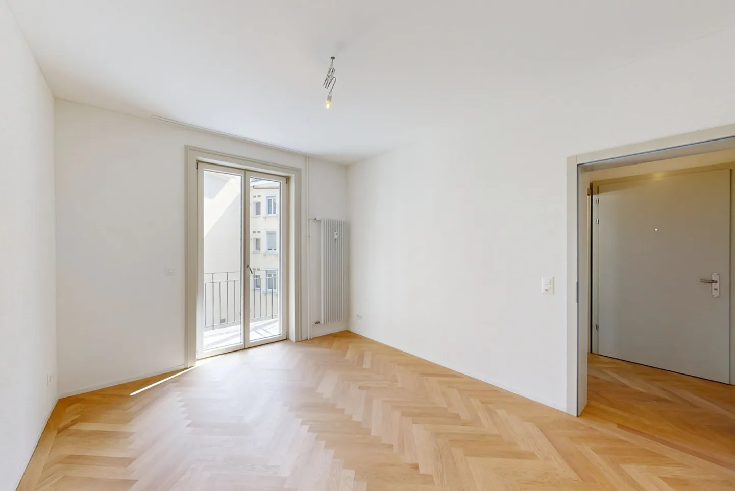 Charmante Wohnung in historischem Gebäude - Foto 8 von 10