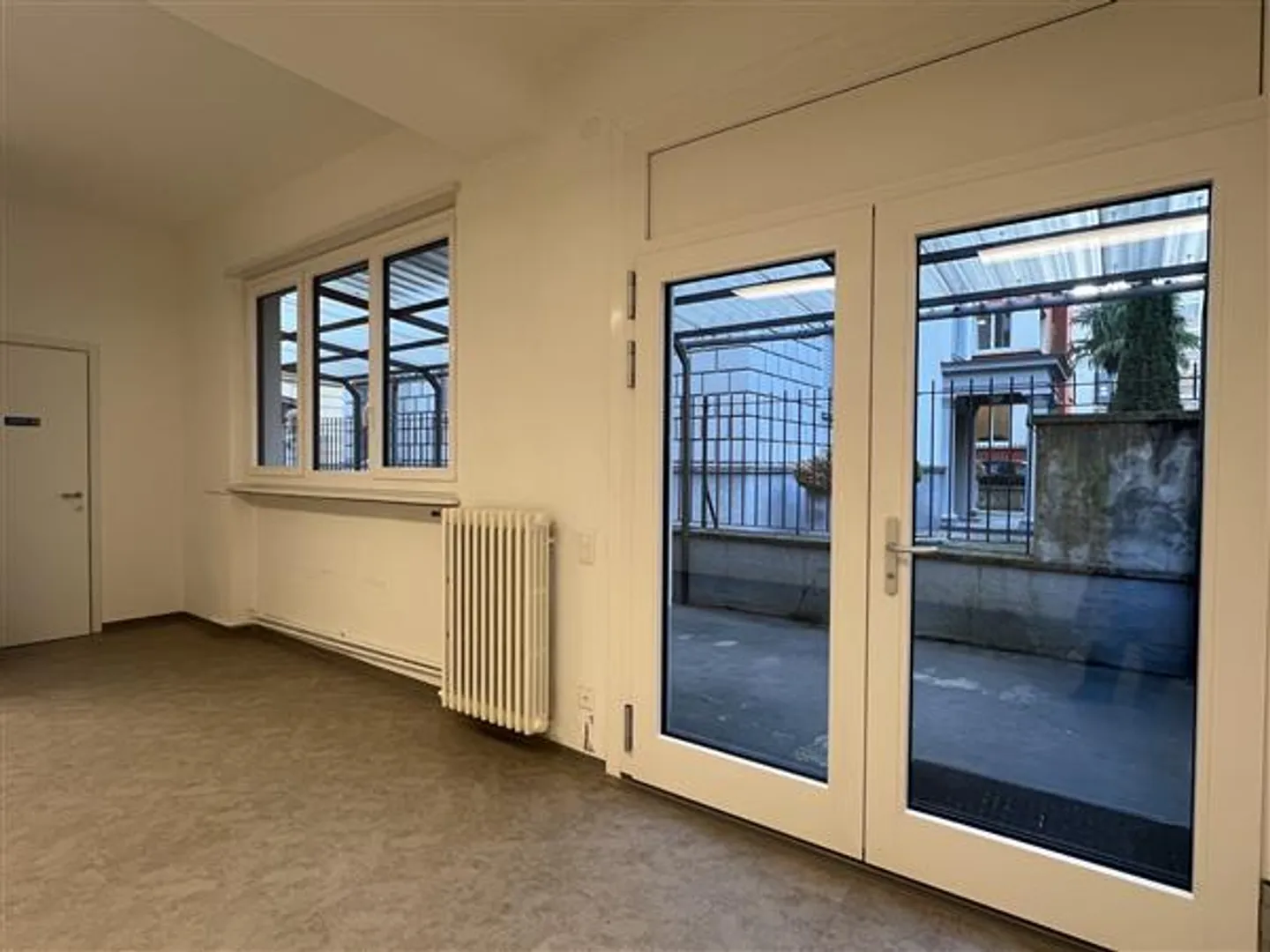 Lugano: Commercio / negozio 1 locale - Foto 6 di 8