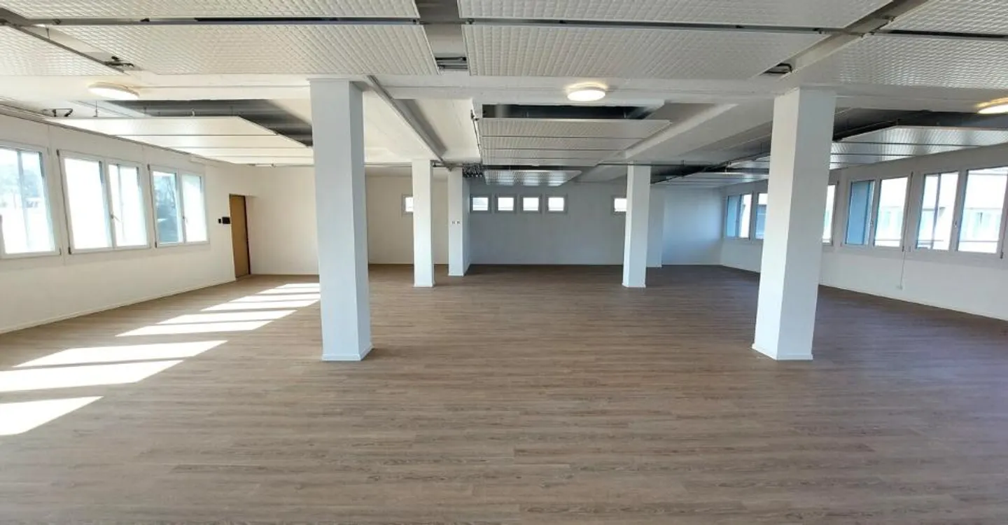 Affitto flessibile - Ufficio di 225m2 arredato - Disponibile subito - Vicino a tutto - Foto 1 di 4