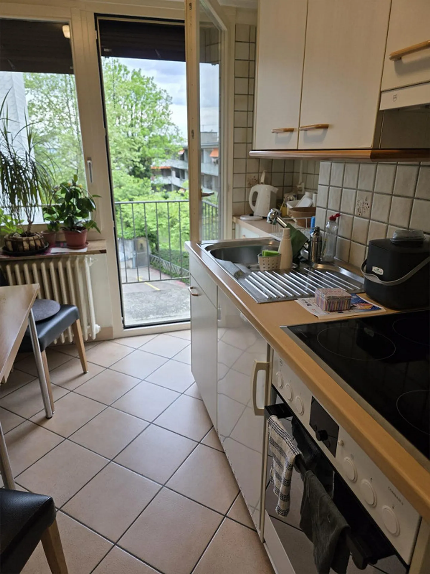 2.5 Room Apartment for Rent in Zurich - Saatlenstrasse - Photo 2 of 7