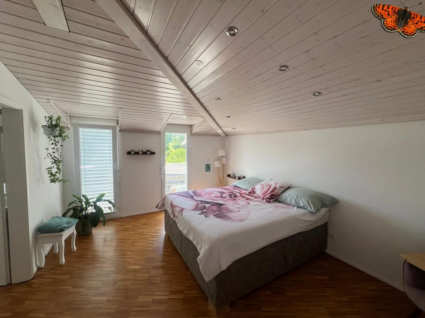 VILLA ECCEZIONALE 7 STANZE SU 3 PIANI CON STUDIO INDIPENDENTE! - Foto 9 di 24