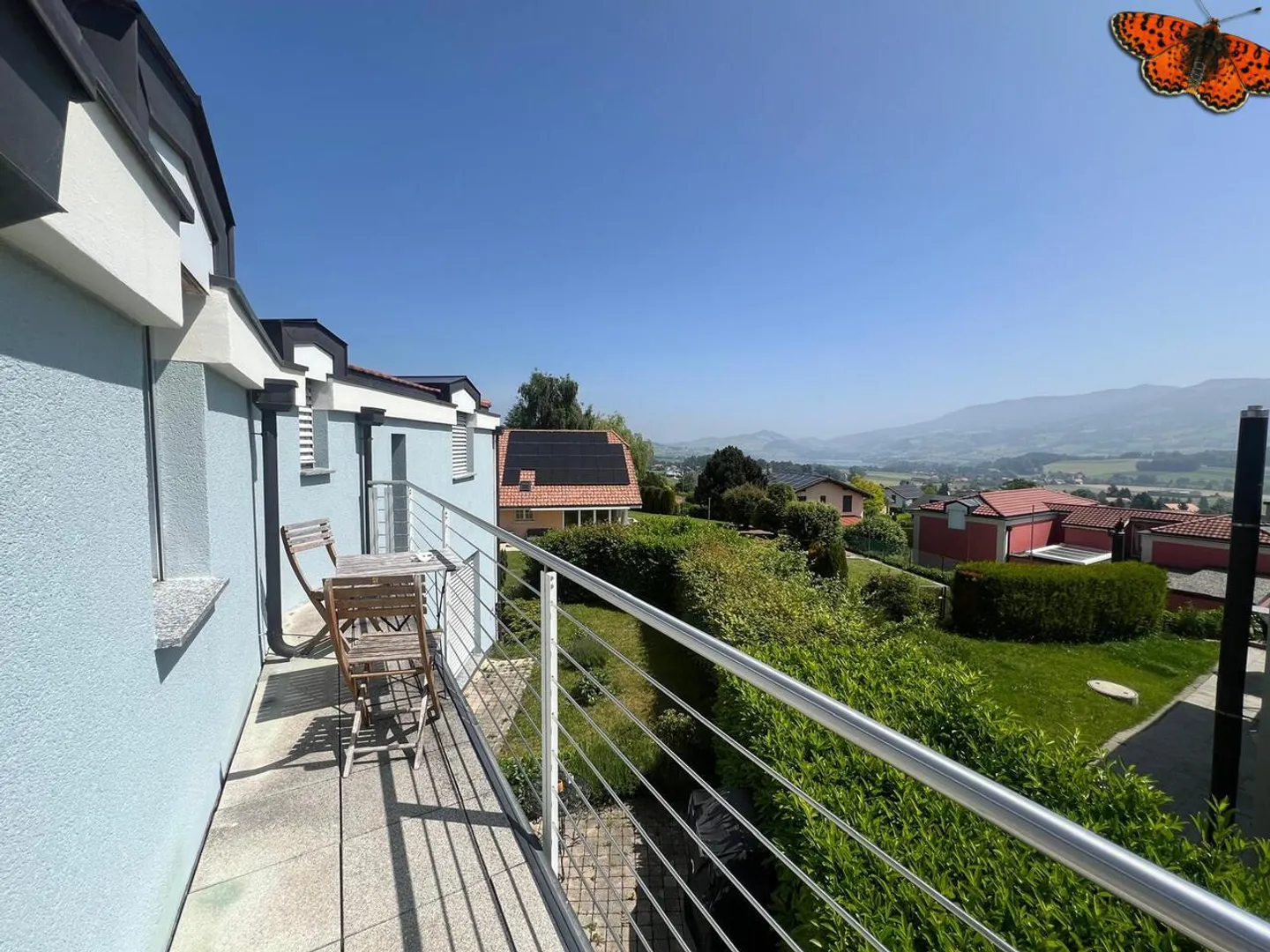 VILLA ECCEZIONALE 7 STANZE SU 3 PIANI CON STUDIO INDIPENDENTE! - Foto 2 di 24