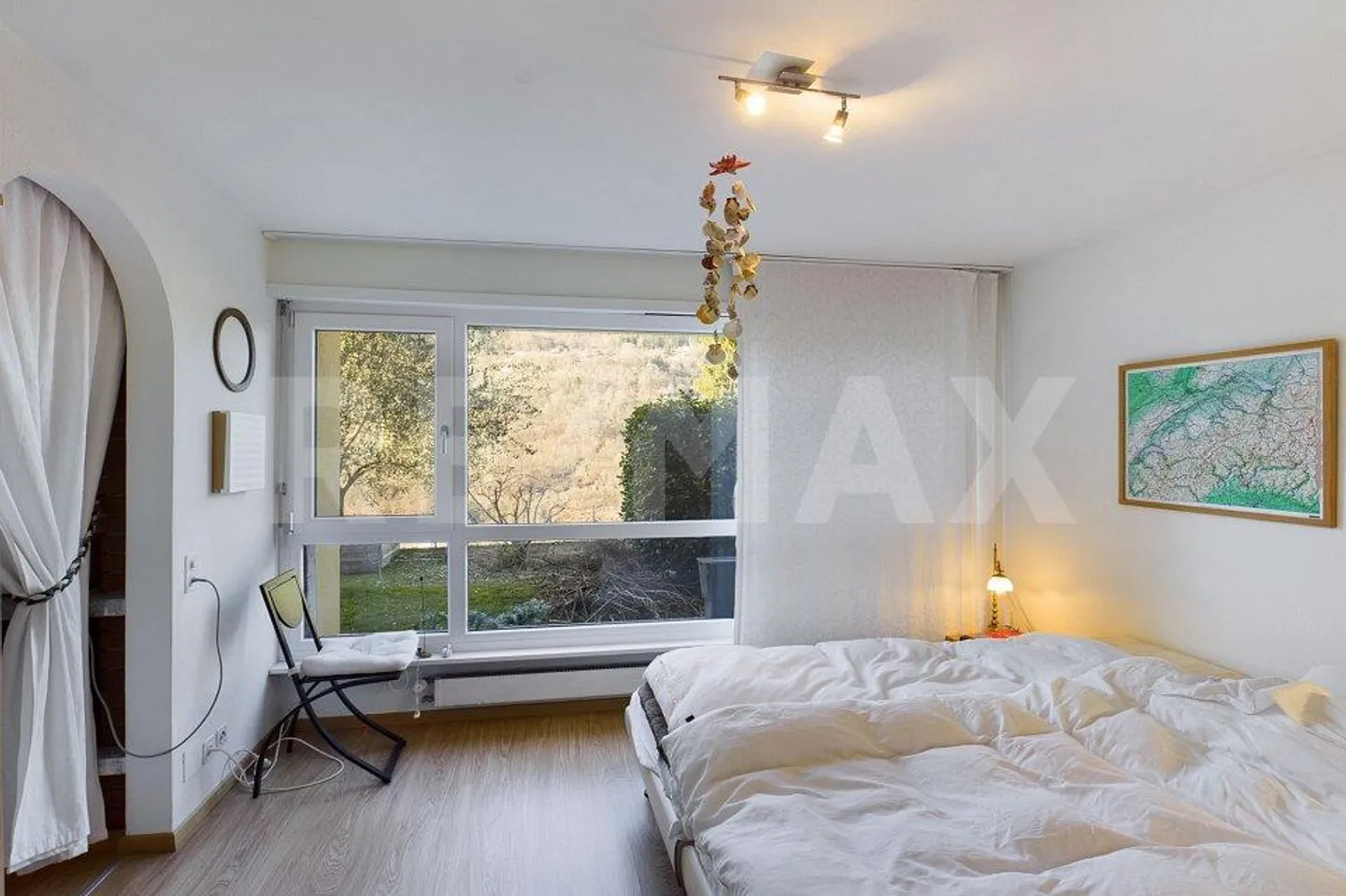 Geräumiges Einfamilienhaus im Grünen - Foto 12 von 13