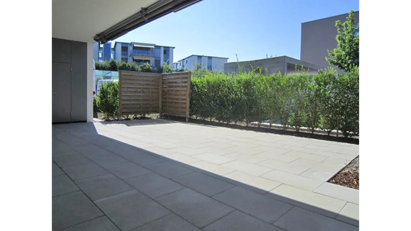 Garden Apartment in the Dahlia Field - Photo 6 of 8