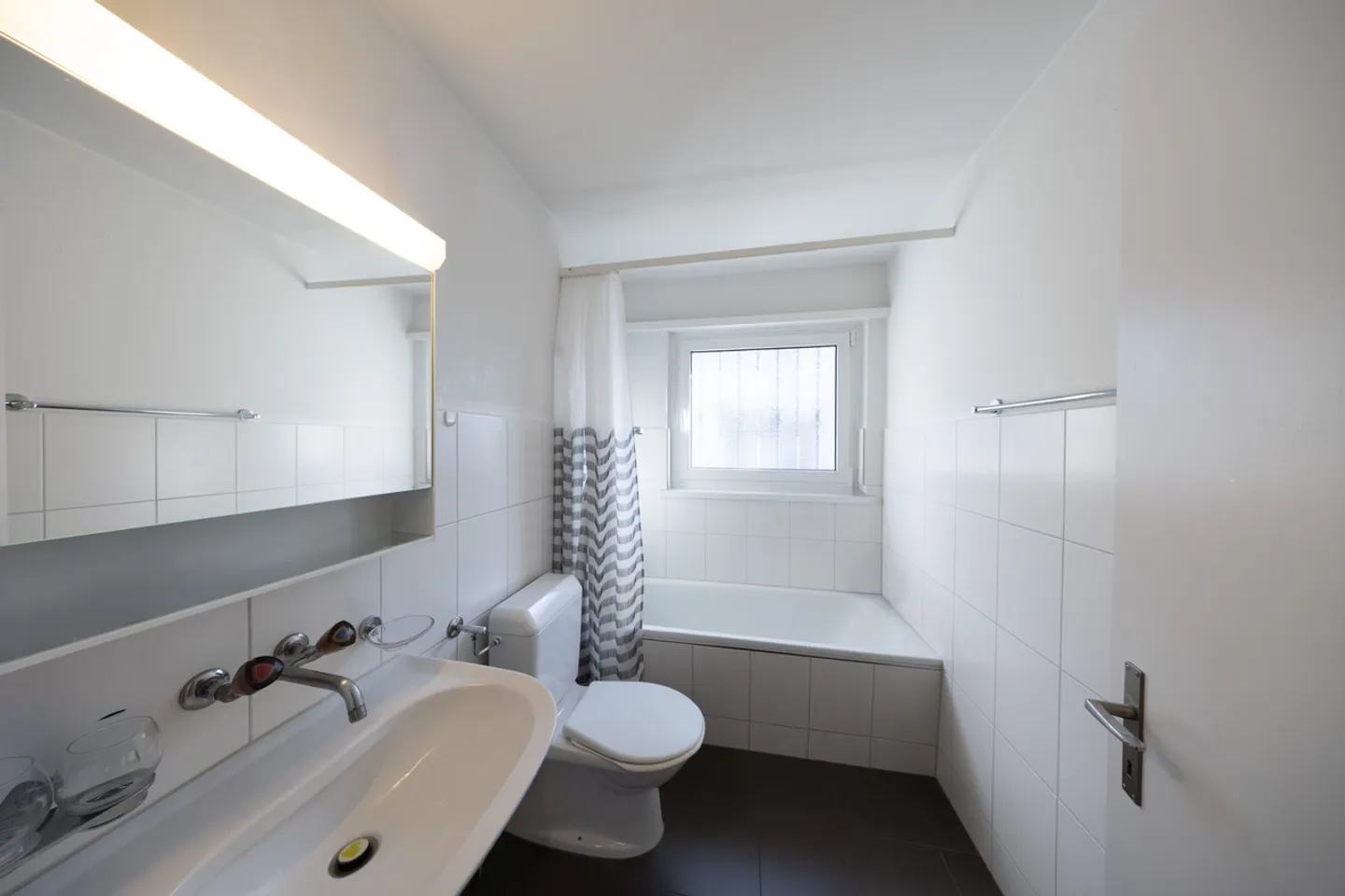 Detached 5.5-room single-family house in an ideal location - Photo 9 of 12