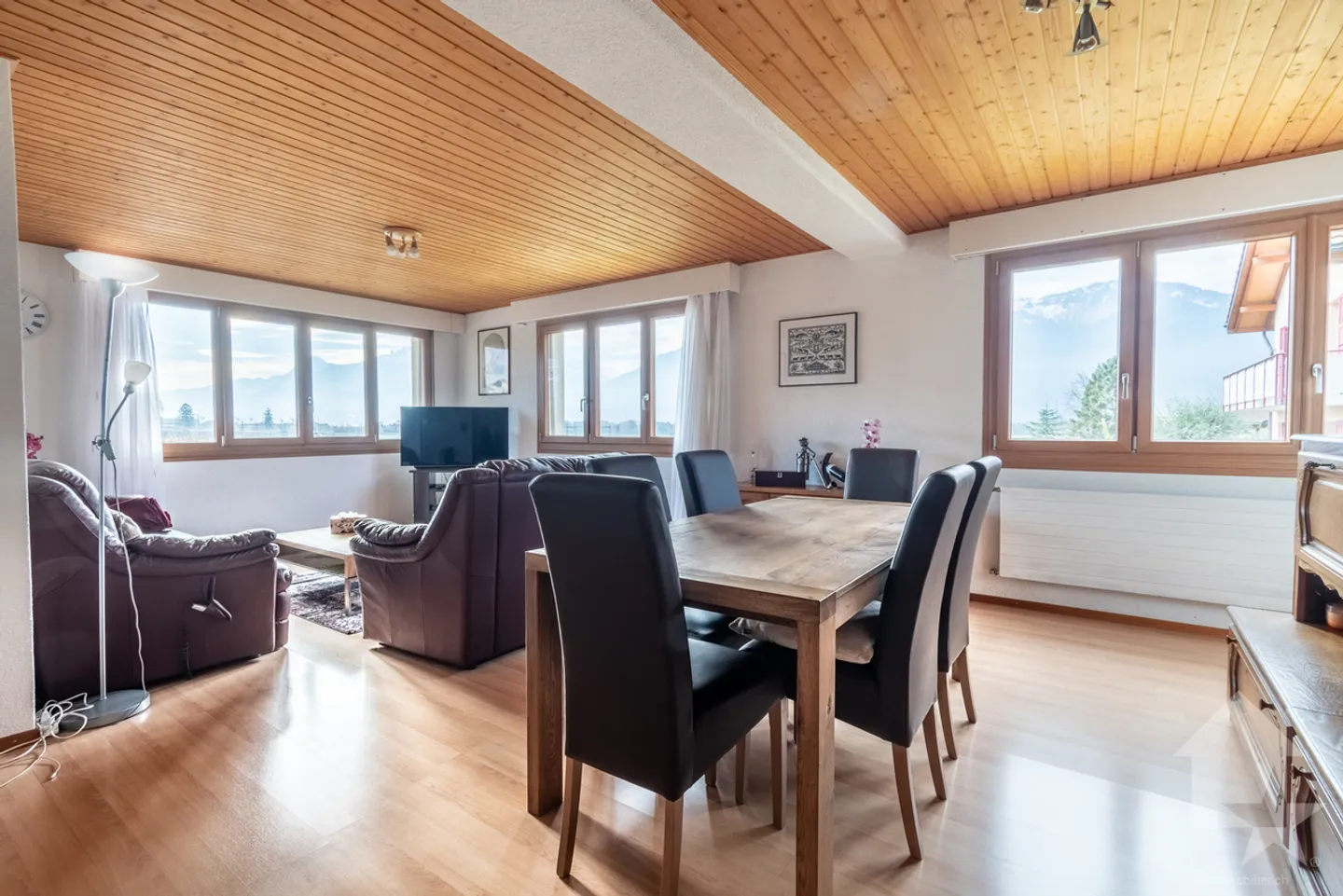 Immeuble mixte à Yvorne - Photo 4 sur 12