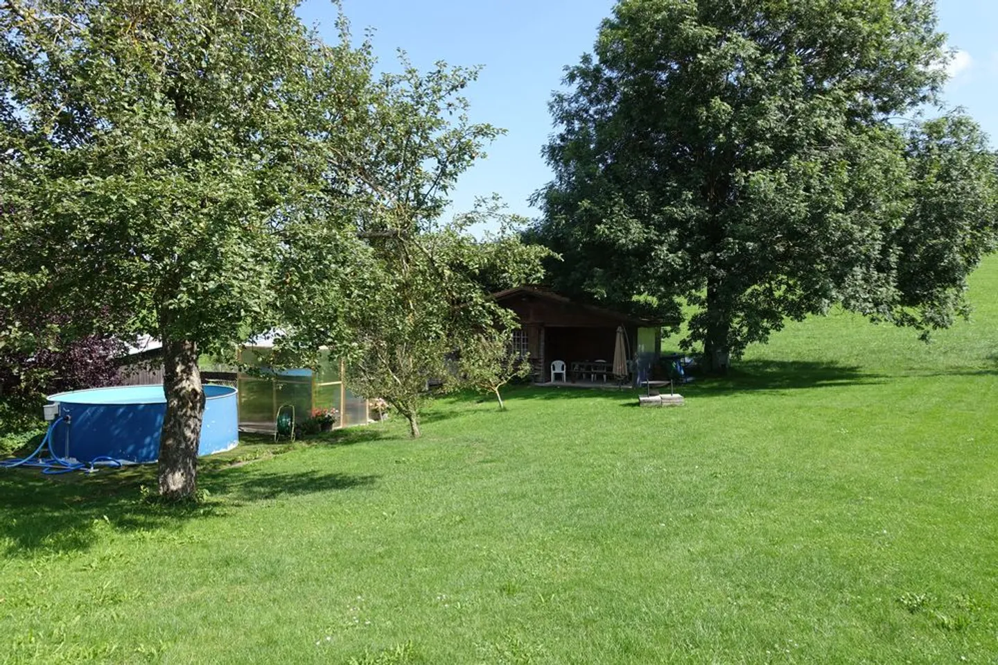 Wohngebäude mit 12 Zimmern - Foto 3 von 16