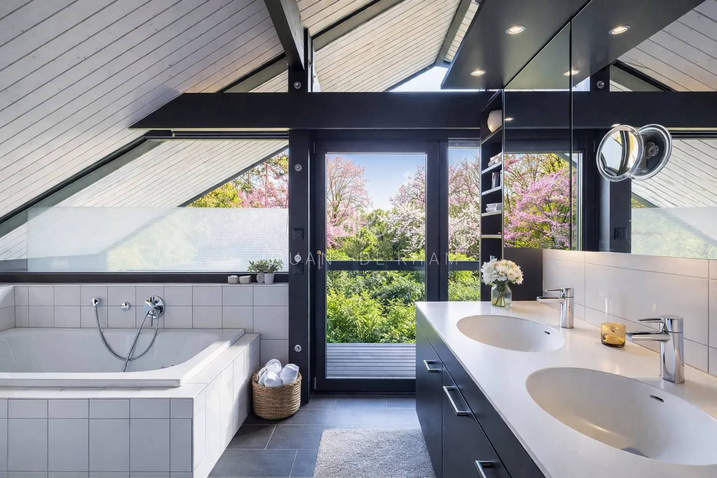 Adresse d'Exception au Bord du Golf Club de Genève - Photo 9 sur 9