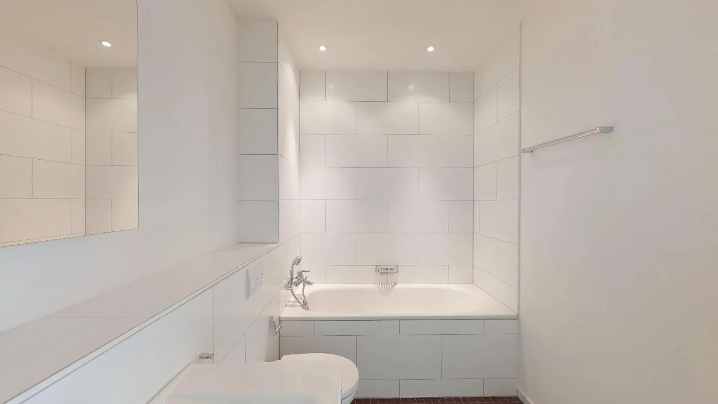 Urban Living - Ideal for Commuters - Photo 3 of 5