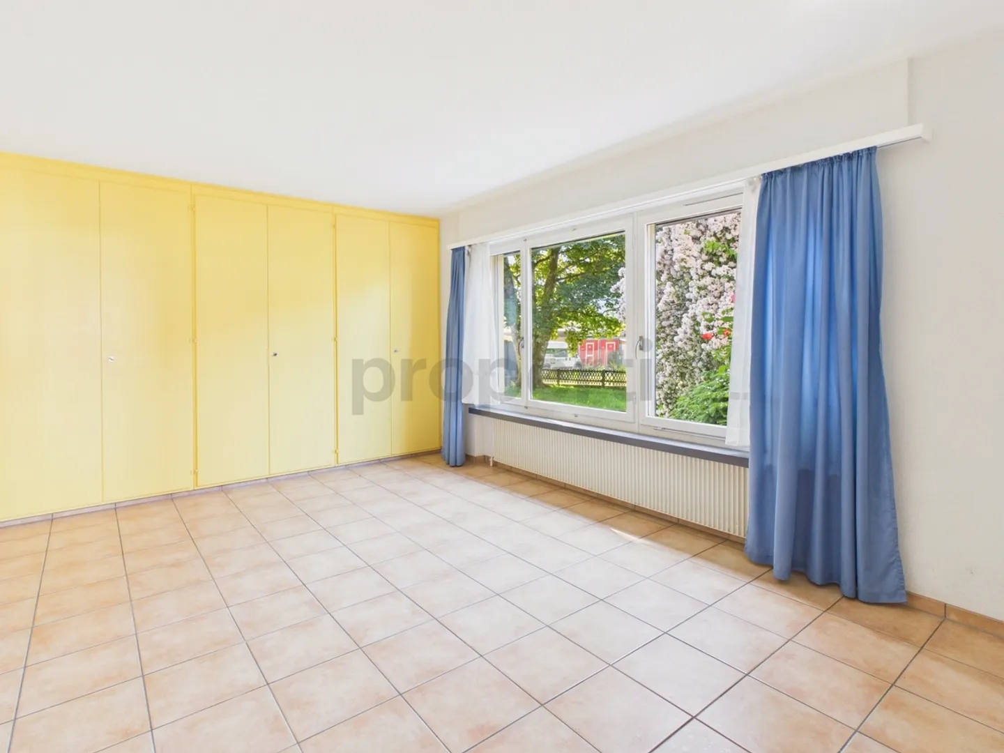 Maison individuelle spacieuse de 6,5 pièces avec jardin dans un emplacement unique au bord de l'Aare à Interlaken - Photo 7 sur 13