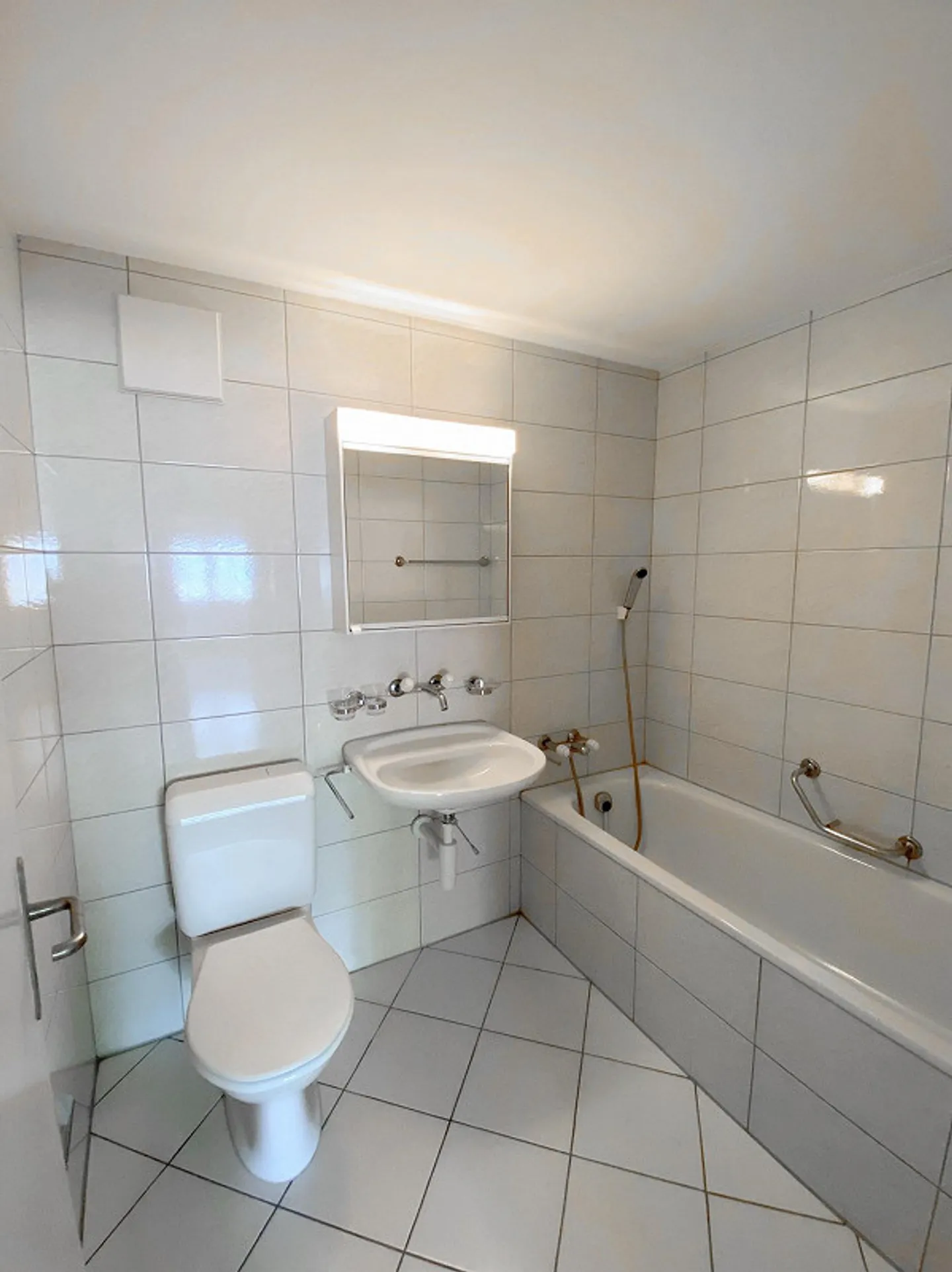 1.MIETZINS GRATIS - Familienwohnung - Foto 5 von 11