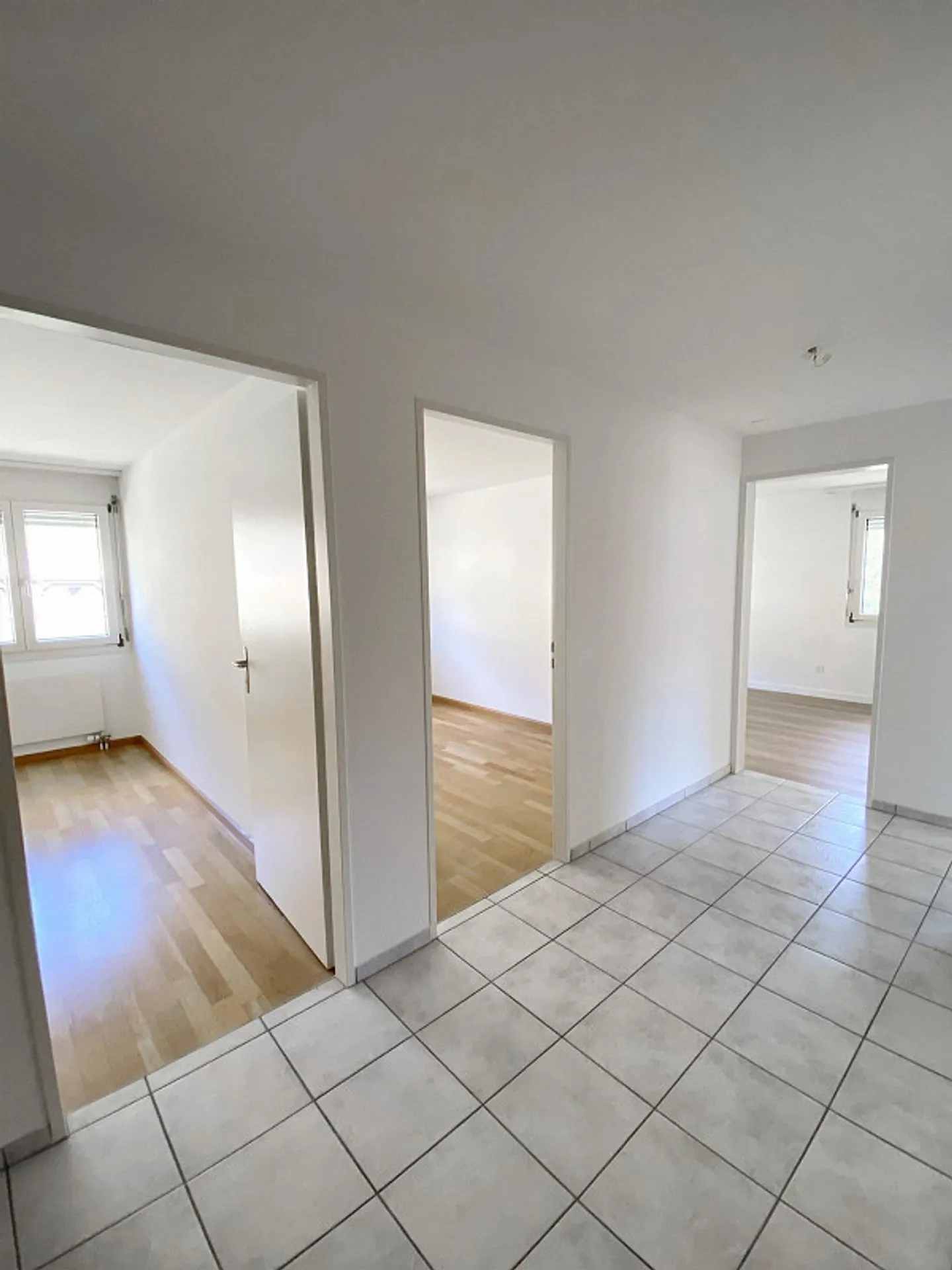 1.MIETZINS GRATIS - Familienwohnung - Foto 7 von 11