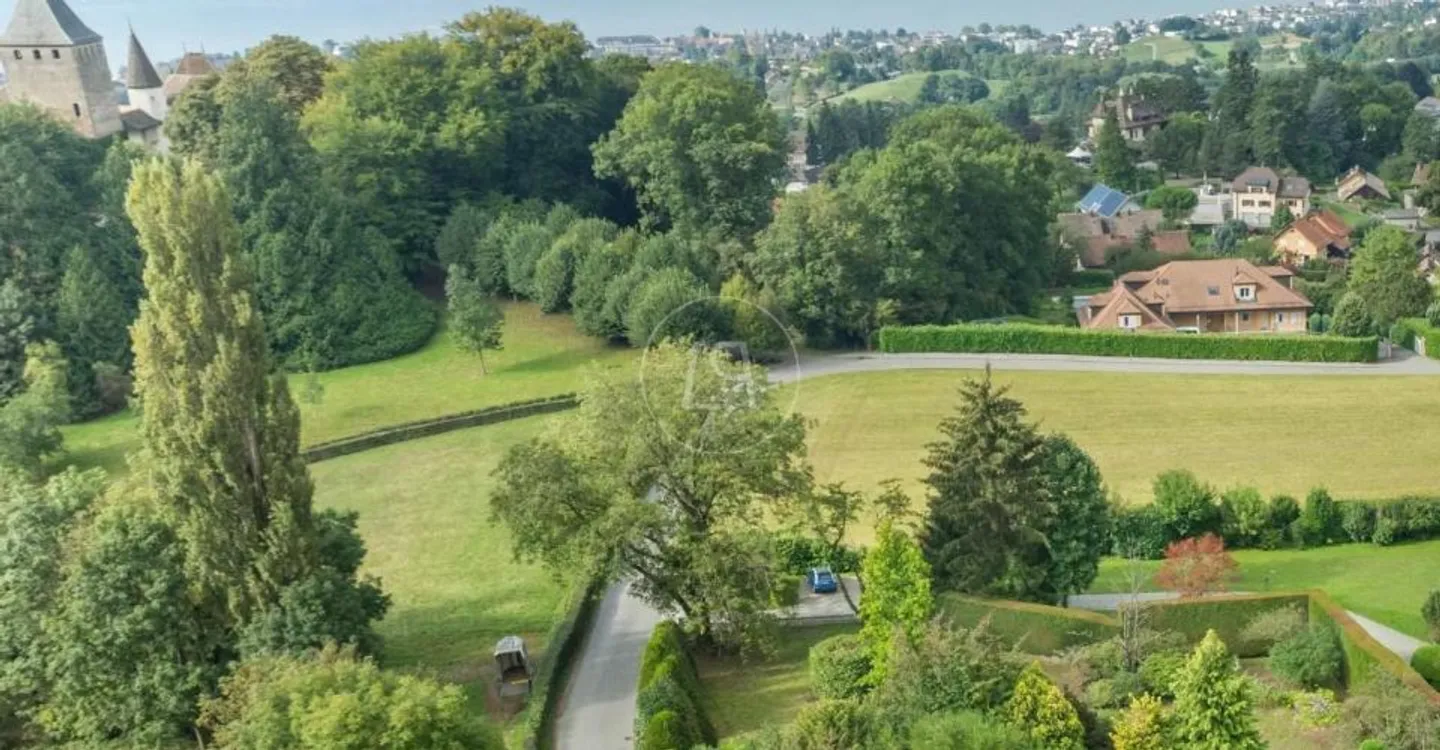 Beautiful building plot with a view in Saint-Légier - Photo 2 of 9