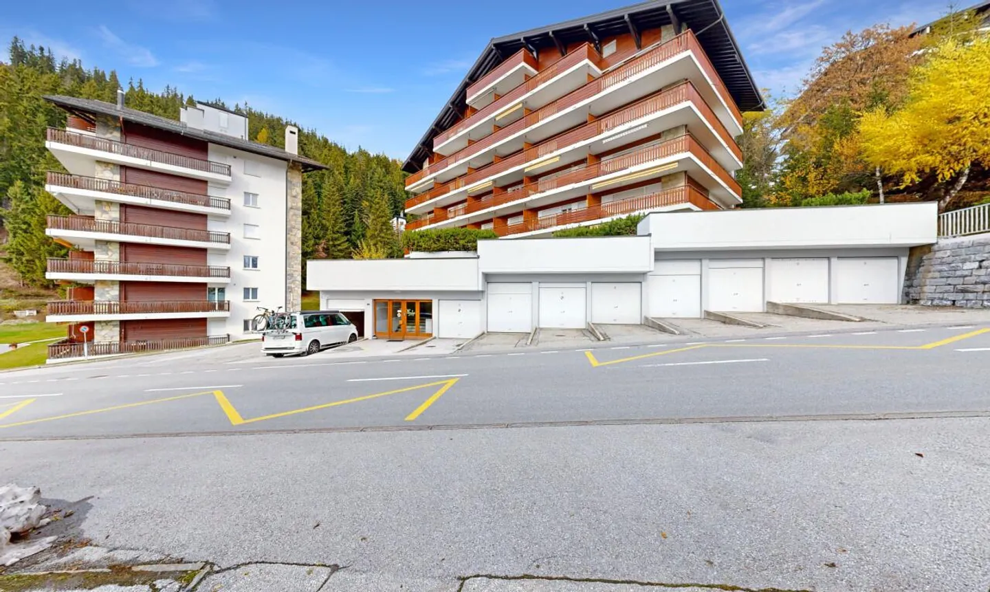 Superb 3½ room apartment in Crans-Montana - Photo 3 of 11