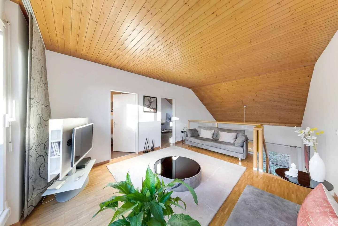 Duplex Éblouissant avec Terrasse - Photo 6 sur 13