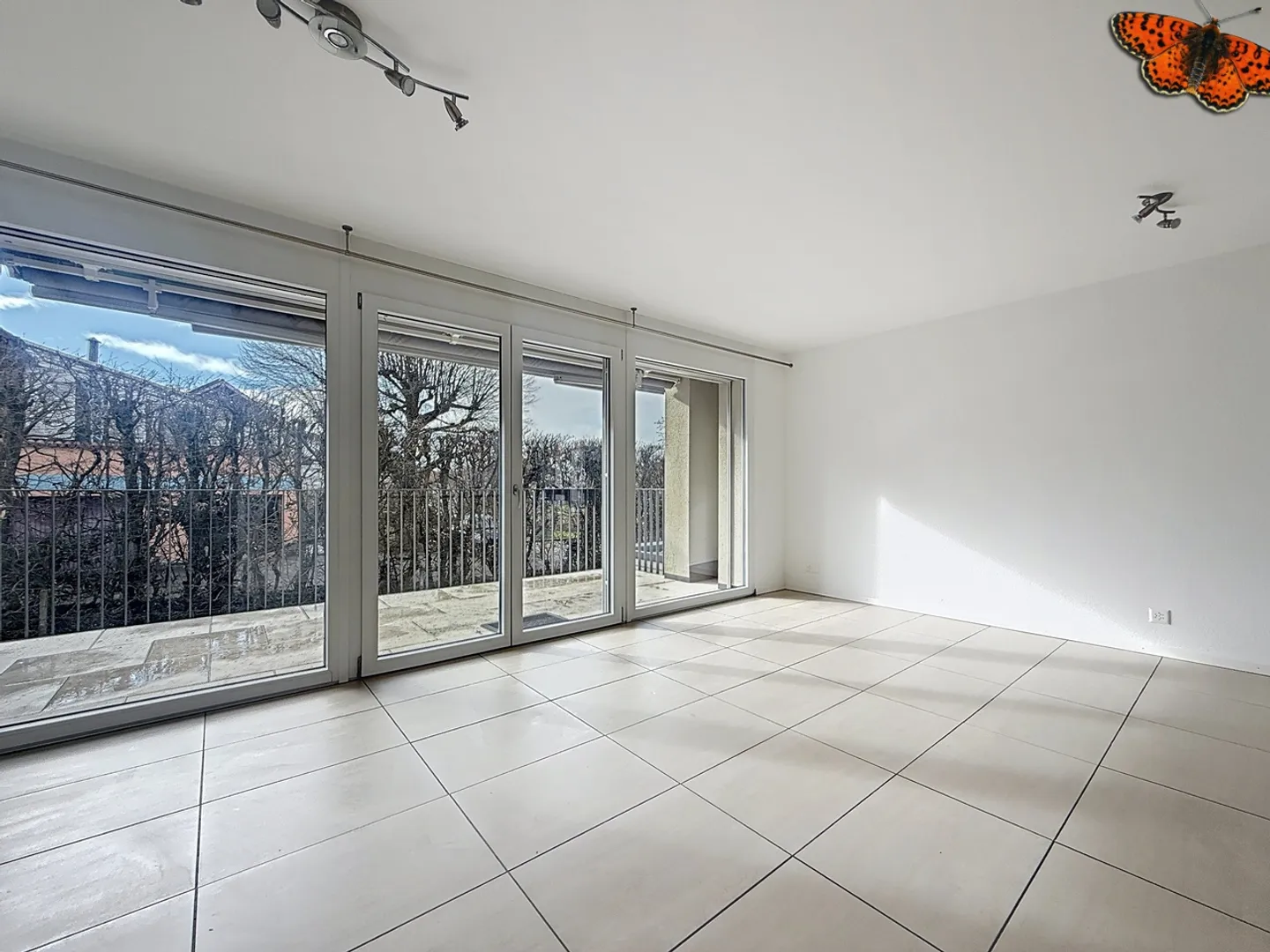 4 1/2 ROOMS - Close to amenities! - Photo 3 of 12